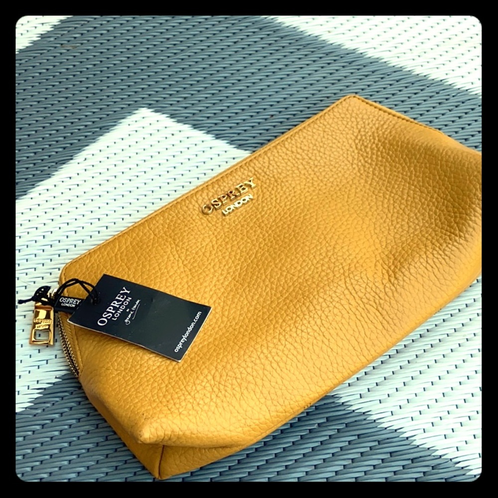 Osprey leather accessory bag, mustard.